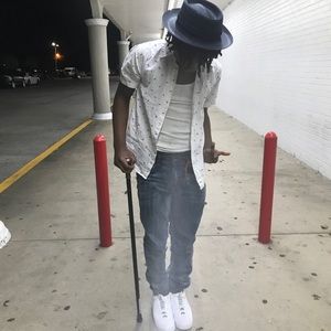 Meet your Posher, Cameron